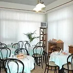 Hotel Vignola 2*