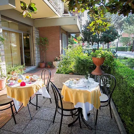 Vignola Hotel Assise
