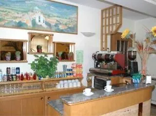 Hotel Vignola Asyż