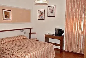 Отель Vignola